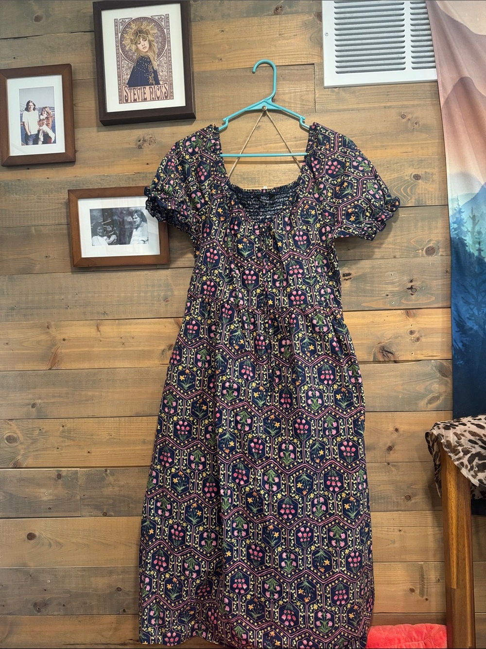 Bloomchic Bohemian Floral Print Puff-Sleeve Dress in Navy and Pink